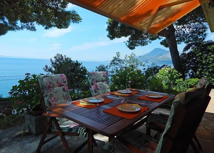 Maristika 아파트 오미스